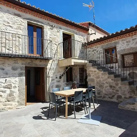 Casas Del Castillo, 1 *