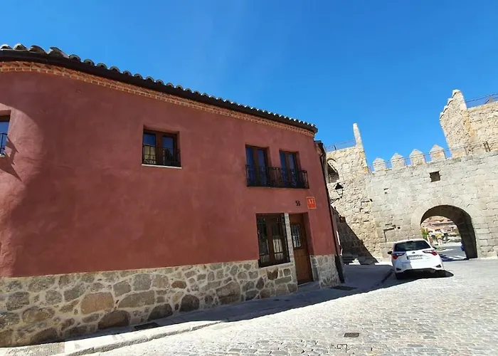 Casas Del Castillo, 1